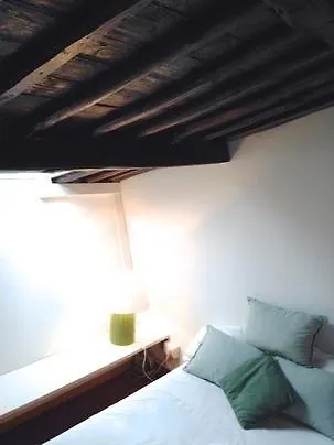 Lejlighed Delizioso Loft Piazza Di Spagna